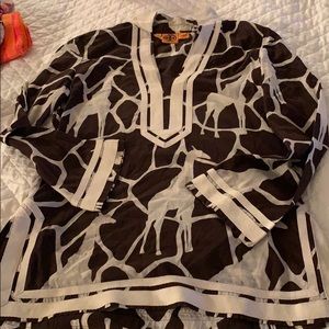 Tory Burch cotton classic giraffe tunic in size 6